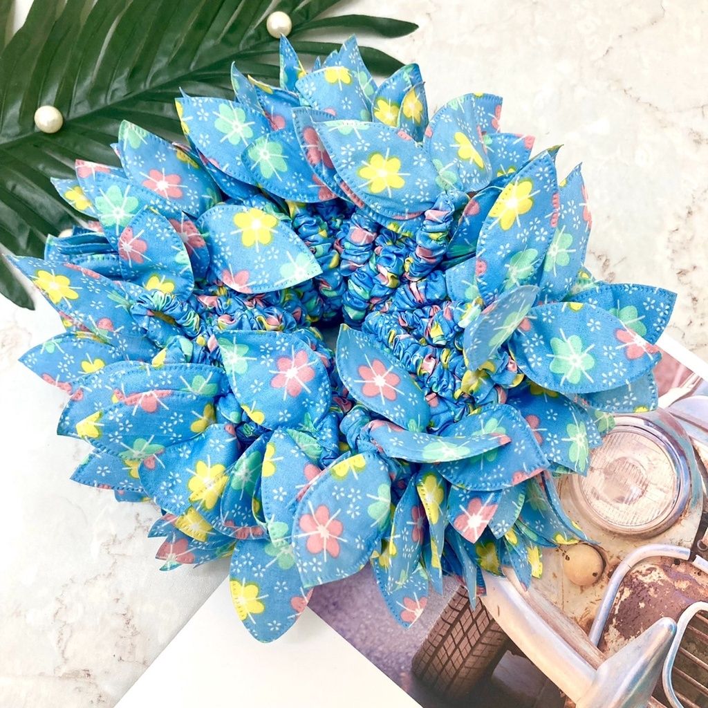 e3700df764857cdbadccf8bf541fb9b2