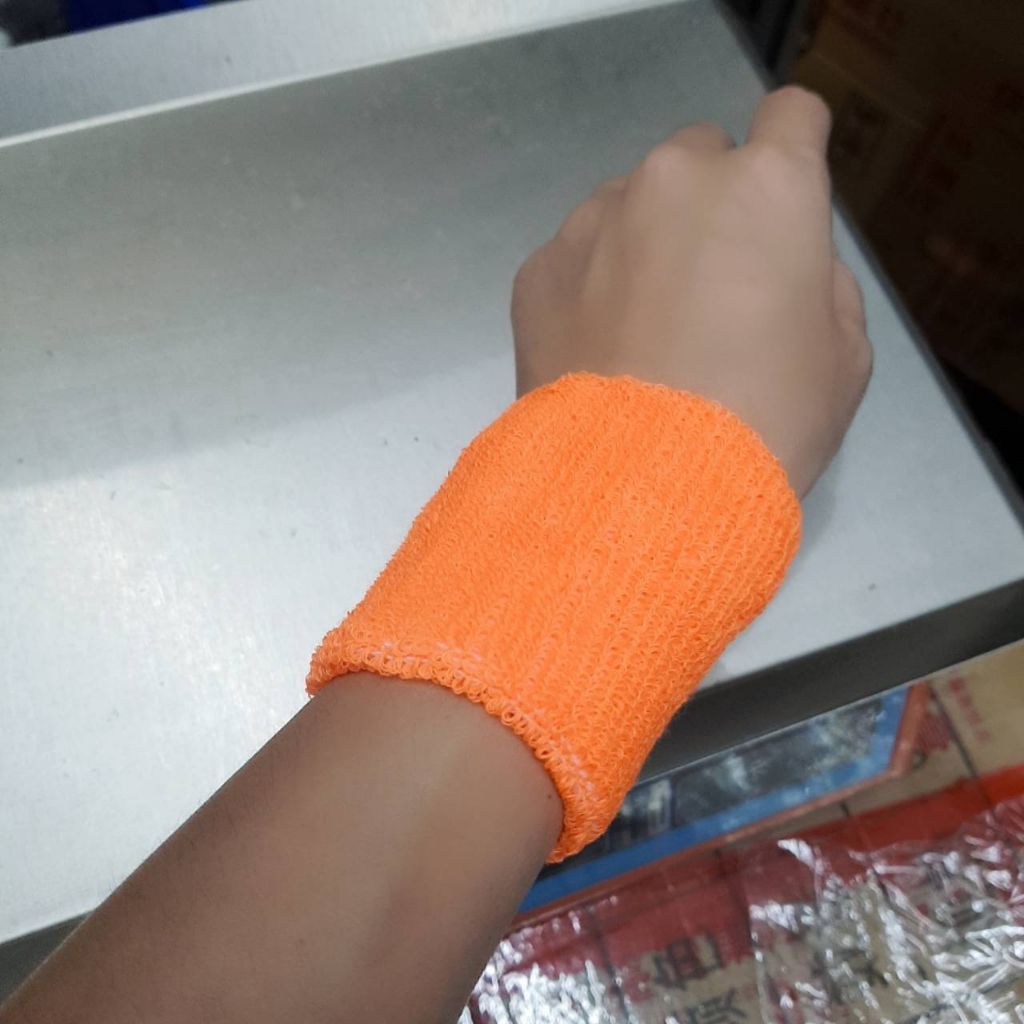 tw-11134207-7r990-lllwyi9a62l928