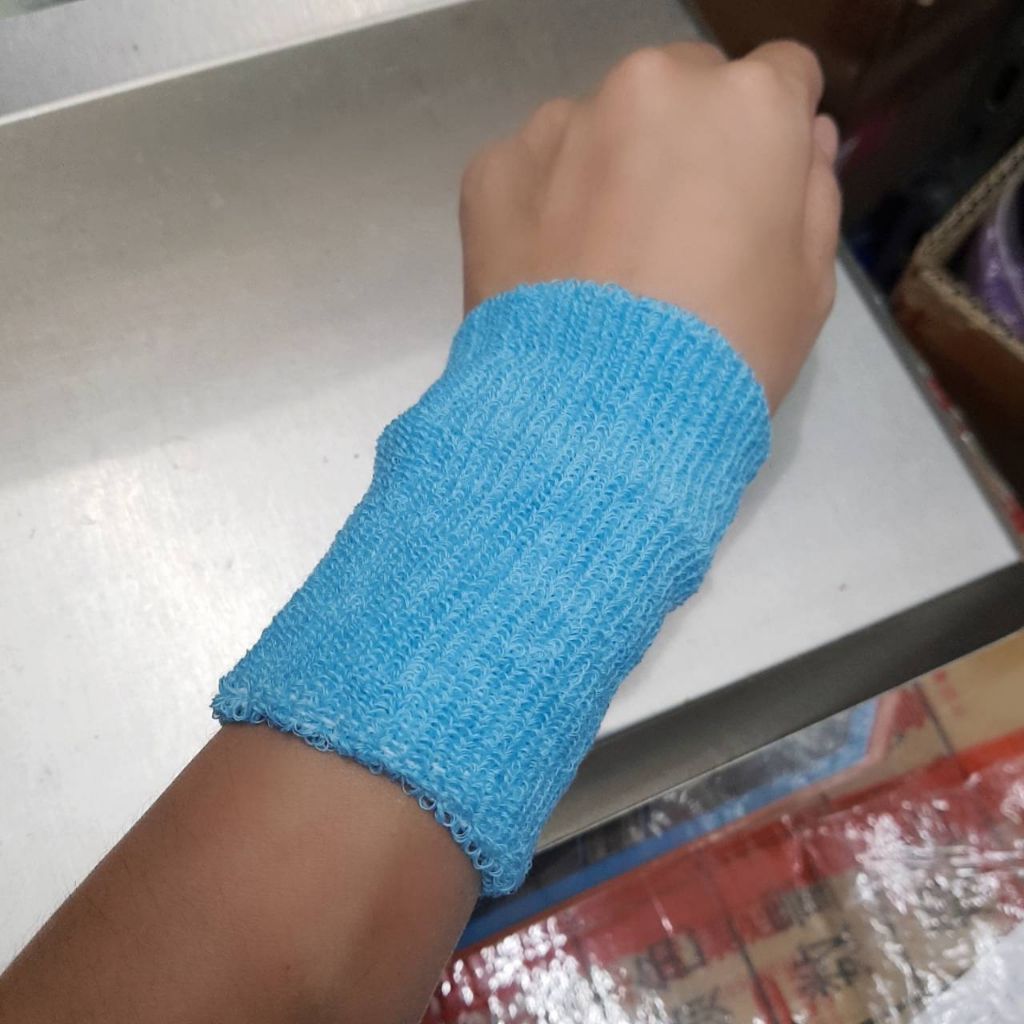 tw-11134207-7r98p-lllwyi9a1uvx2e