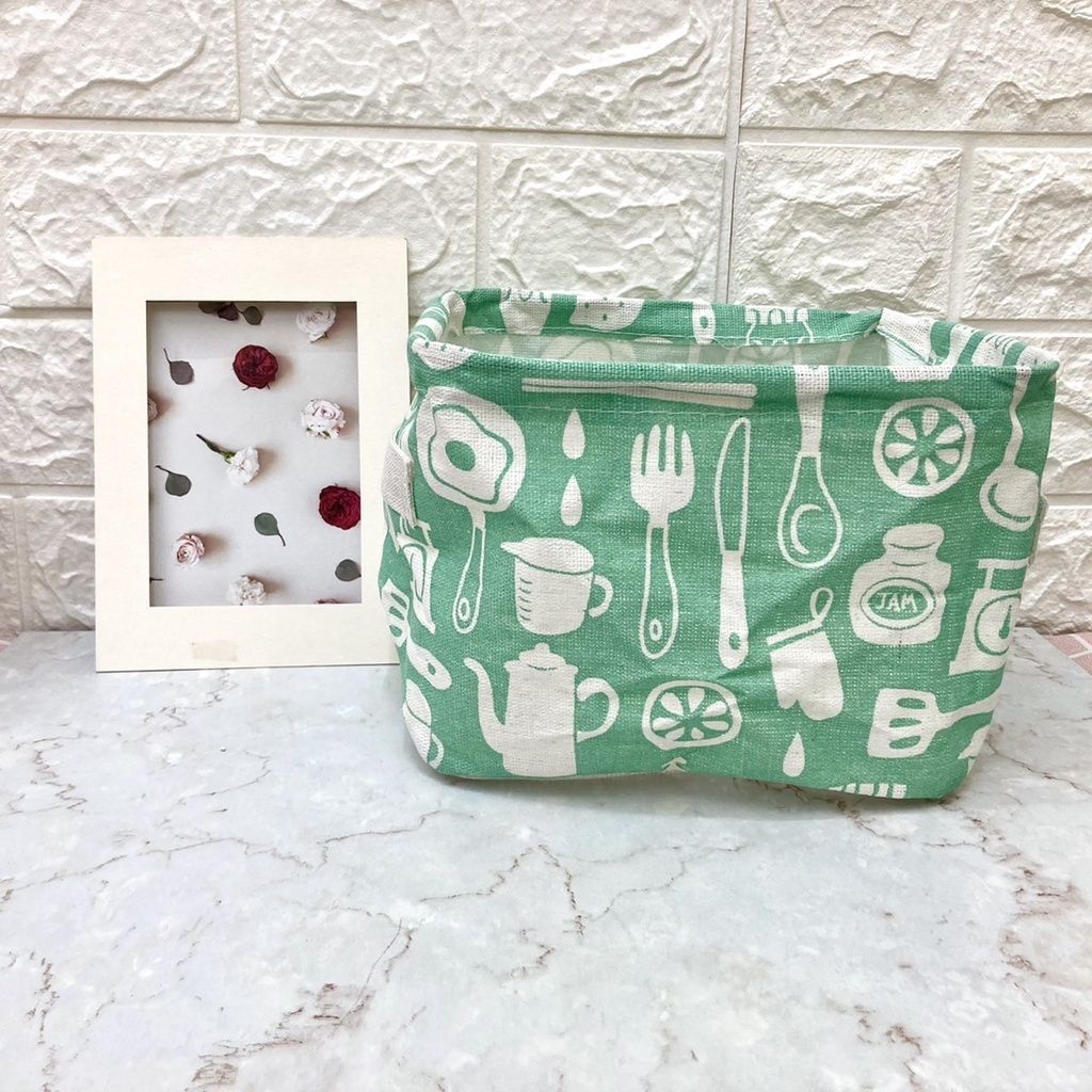 b8a6cec9f8dee54def343220bf9e3b8c