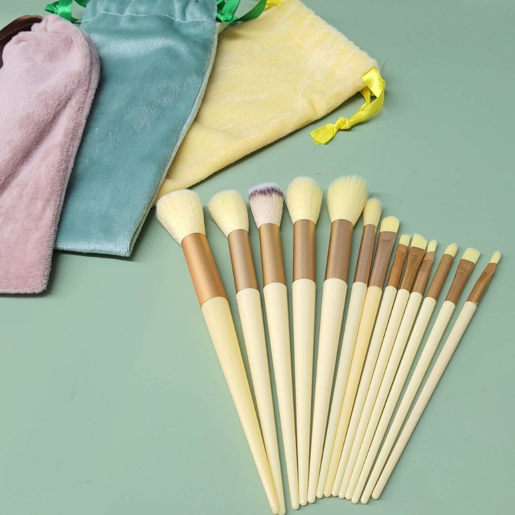 tw-11134207-7r990-llmut09v4wrt3b