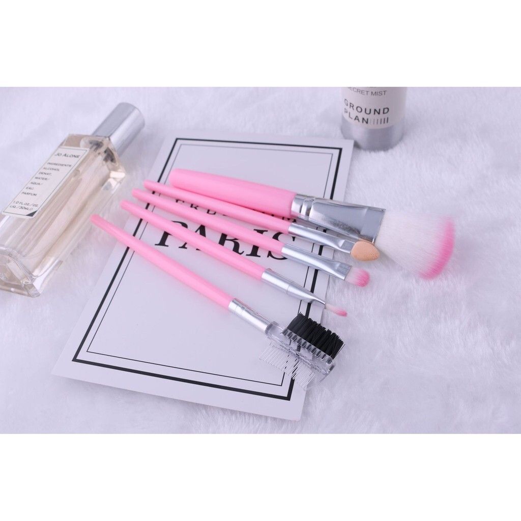 9dd2881f36e174a449f3d1748081590b