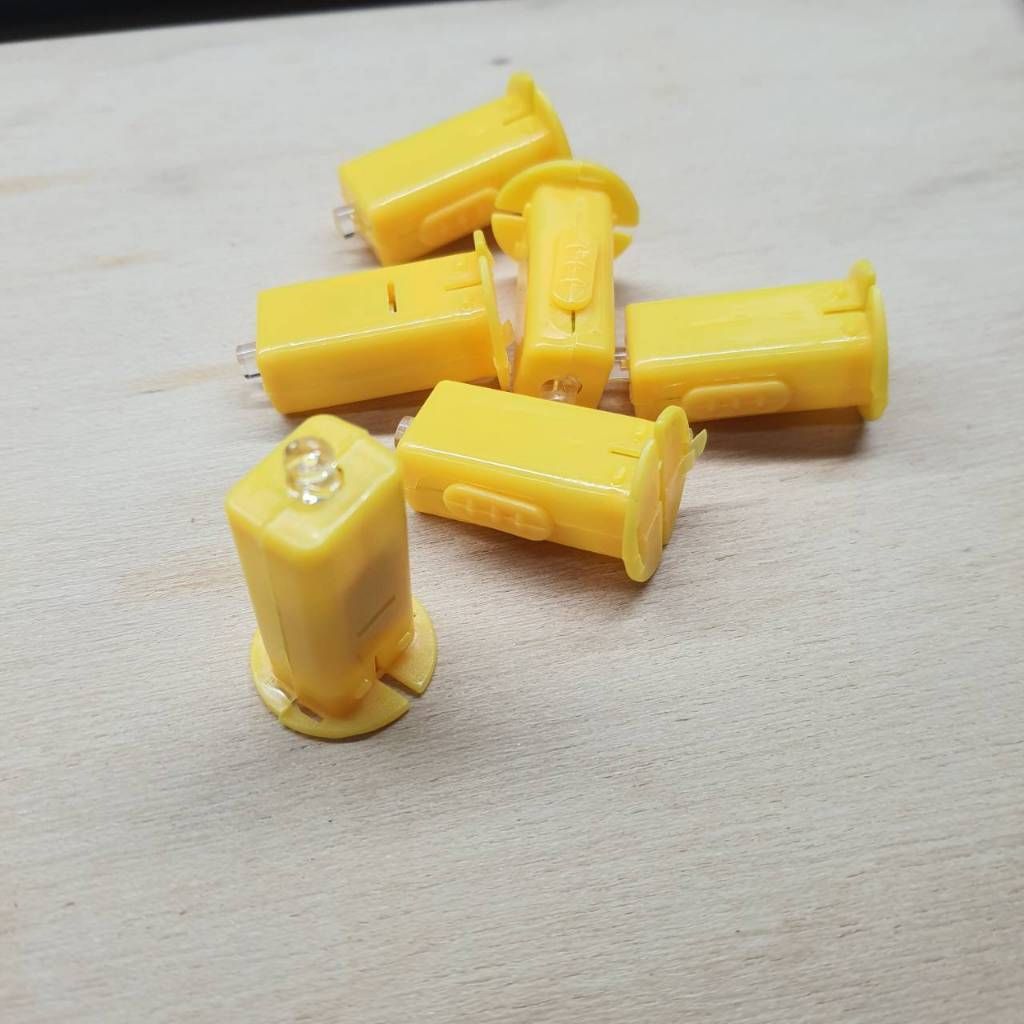 tw-11134207-7r990-lsin8mb6m7de54