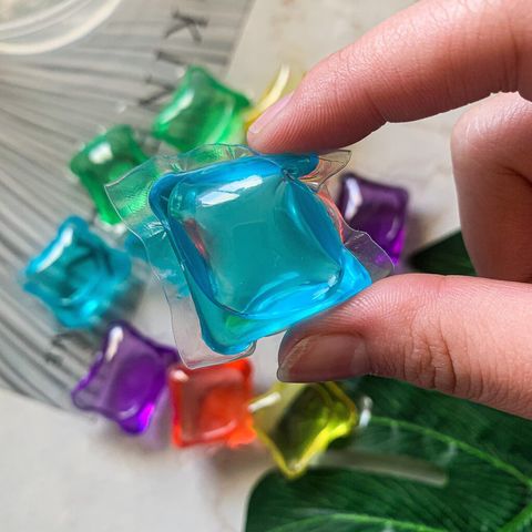 68539f7f9560f4b66652807a7b2e7427