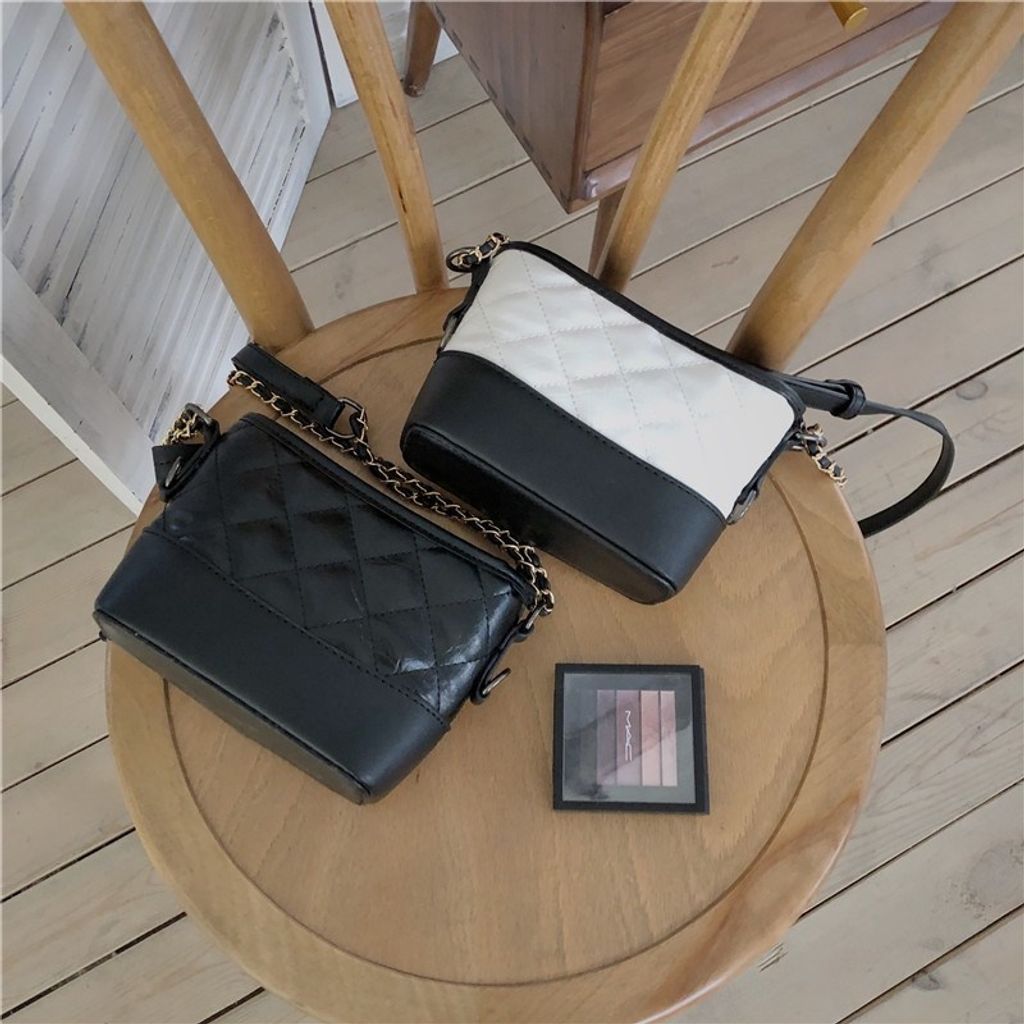 72bd25c11443f1ebc7fa940e145d2e87