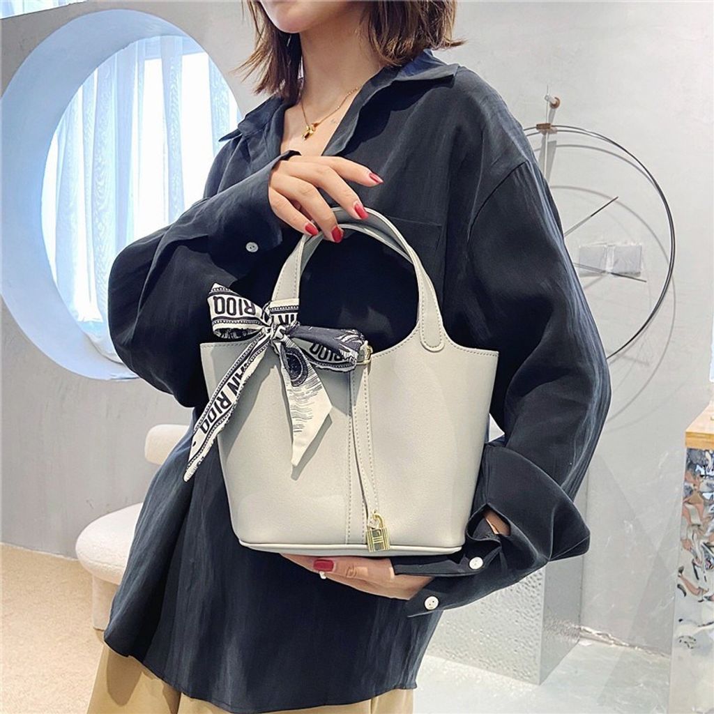 a450fcb0a7bfba0faf21a352bd18a1a5