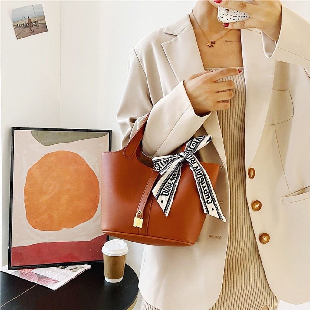 e19170acb2f9092a0ed89daa5b57e61b