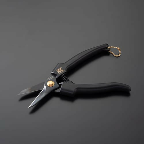 附發票】FUJIYA 日本富士箭多用途電工剪刀(KUROKIN 黑金系列) FM04