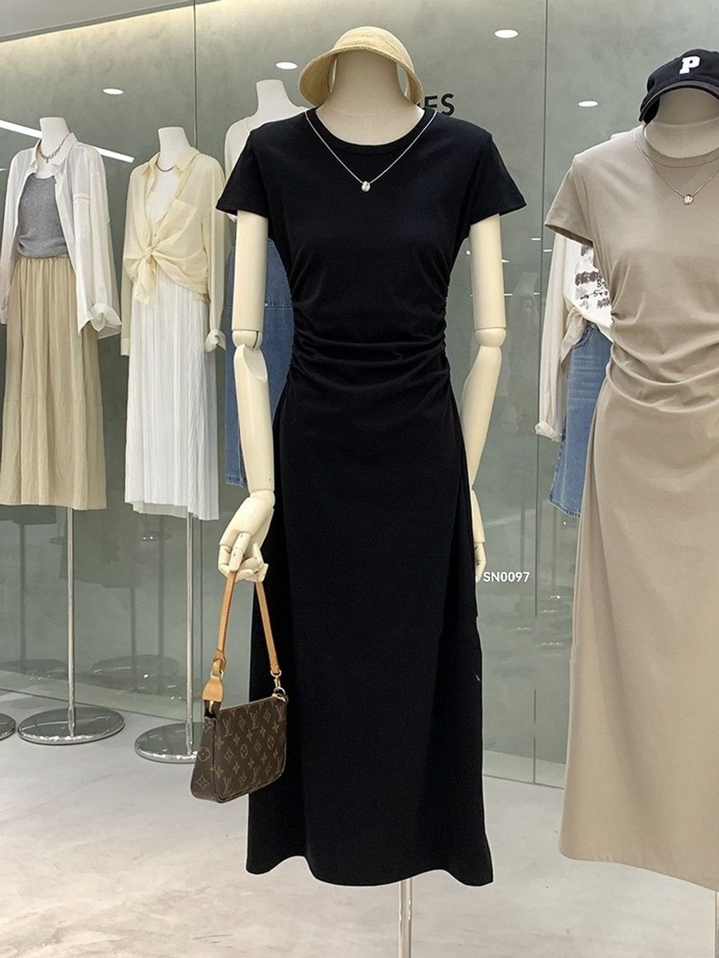 mmexport1727325112621