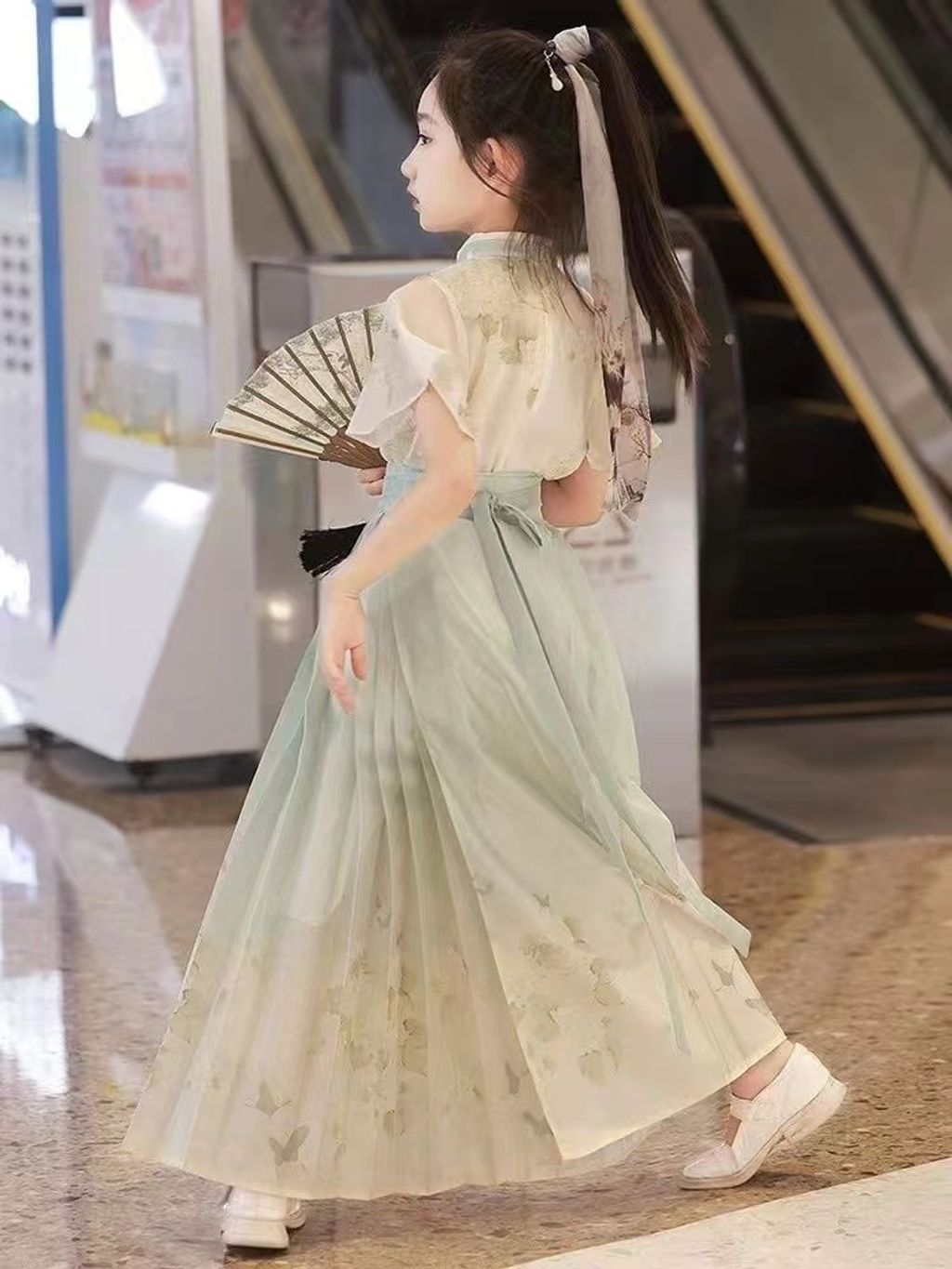 mmexport1727521669795