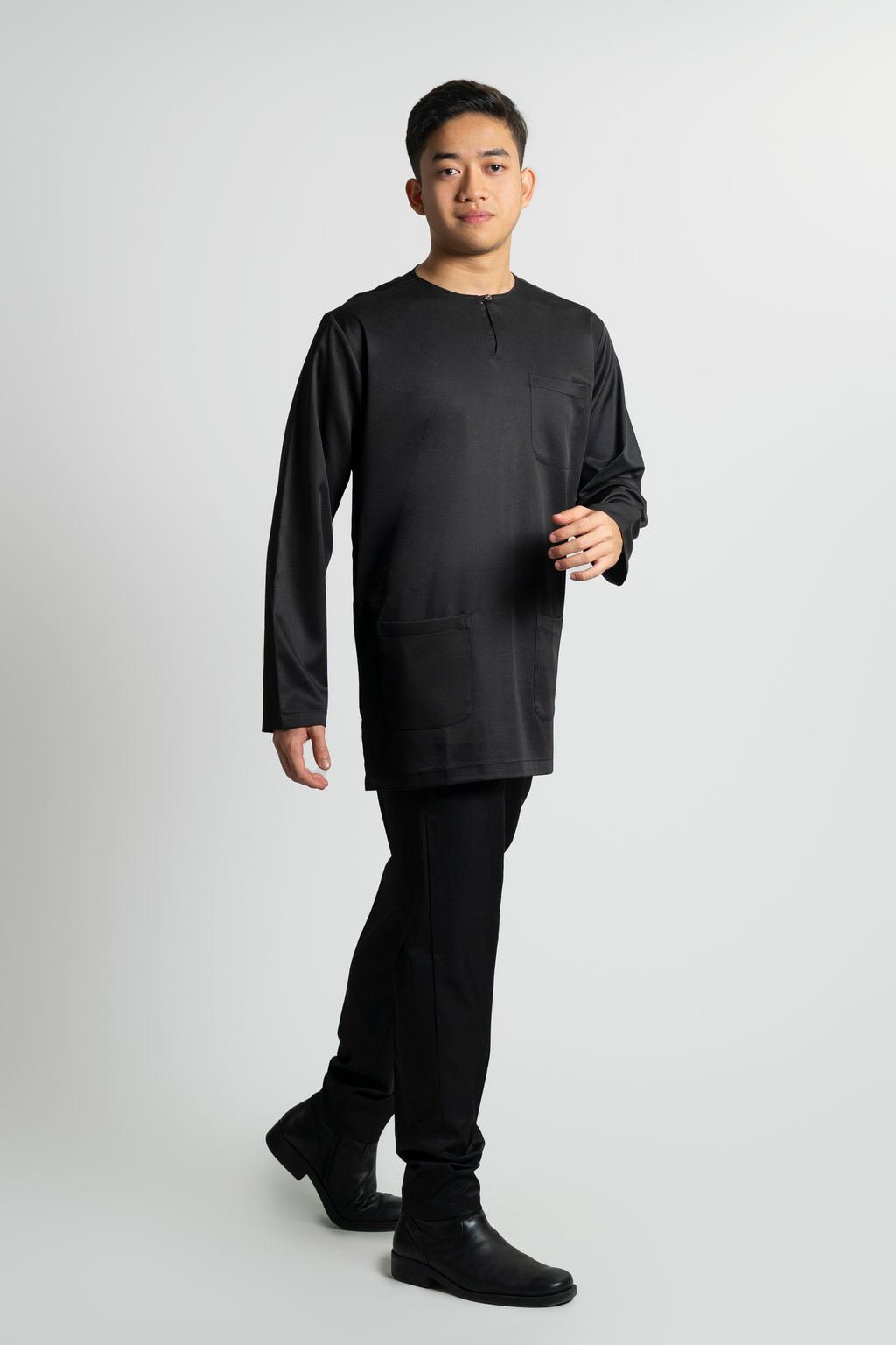 1588A Deep Black