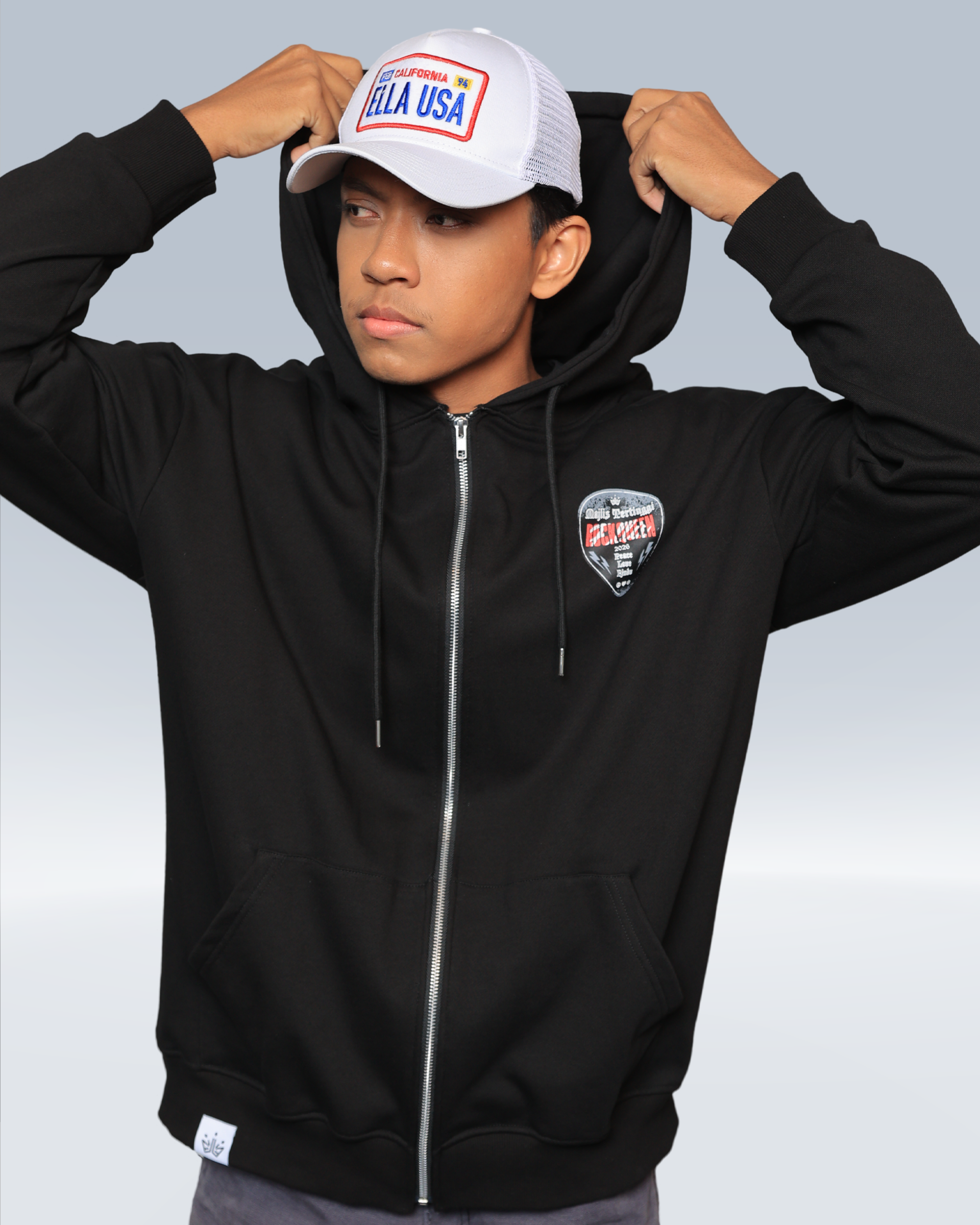 RQ MTR Hoodie_7