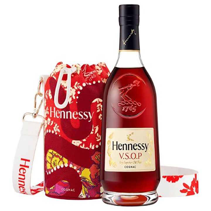 hennessy-vsop-cny-2025-with-gift-bag-70cl