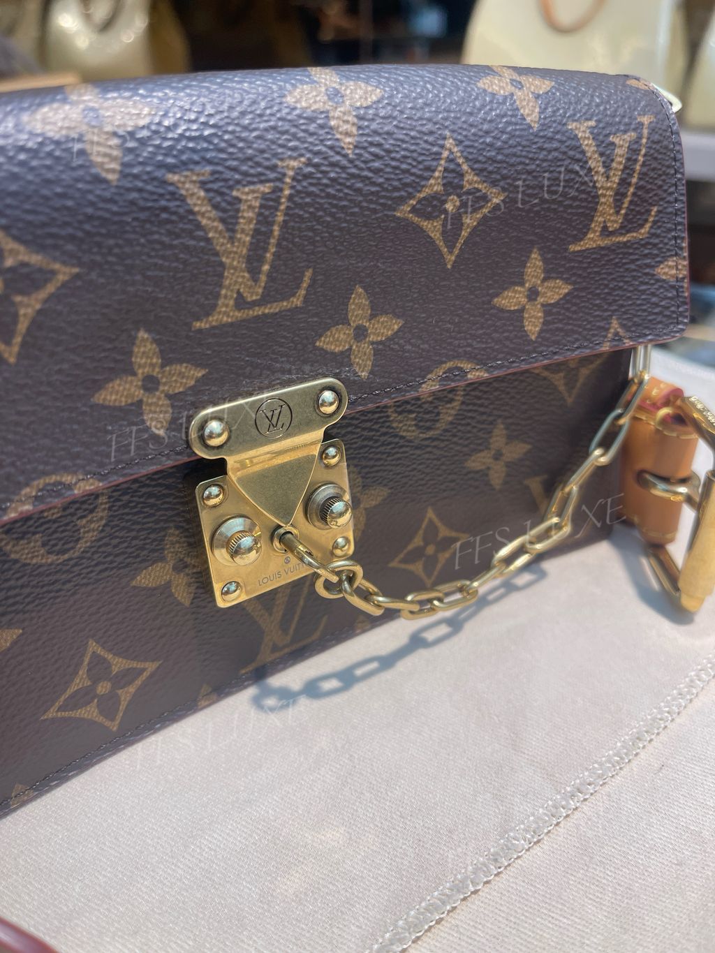 image_0112211B-0926-45CB-95D2-CF6092718E6E_1762334827