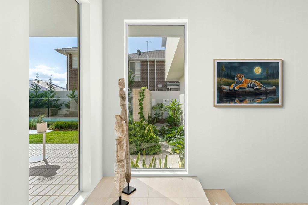 house-interior-with-garden-views (18)