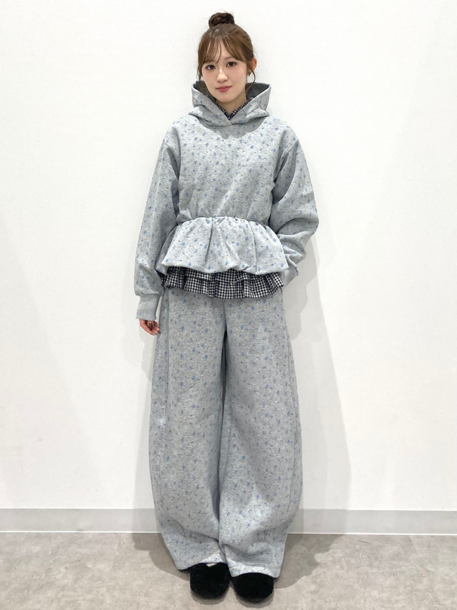 ugc_stylehint_gu_jp_photo_261005_2009652_c-920-1227