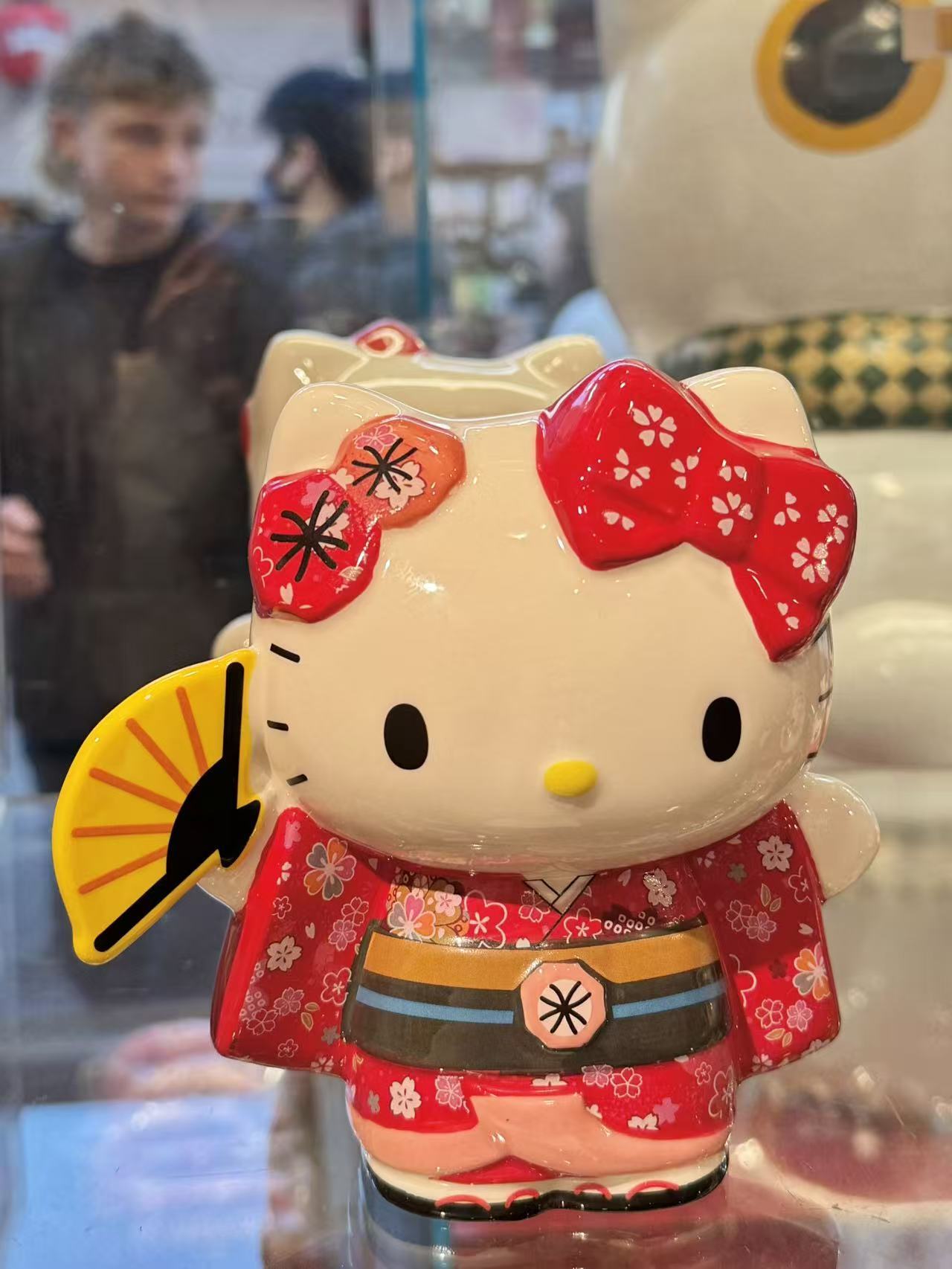 38e568bf540d406a99250755bb44b916