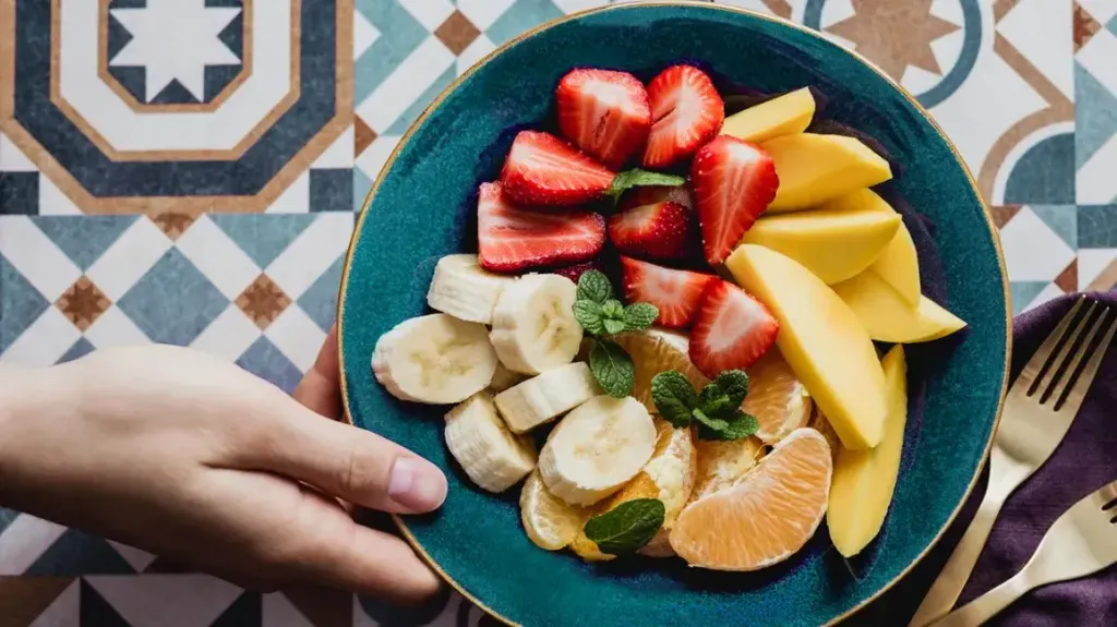 fruit-salad-best-breakfast-foods-1296x728-body.jpg