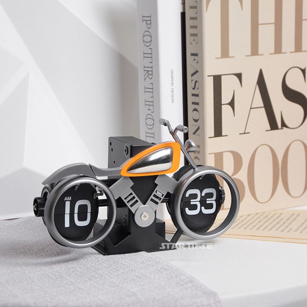 翻頁鐘 | PTC-M12-SO | 銀橘色 趣味摩托車翻頁鐘 右側展示