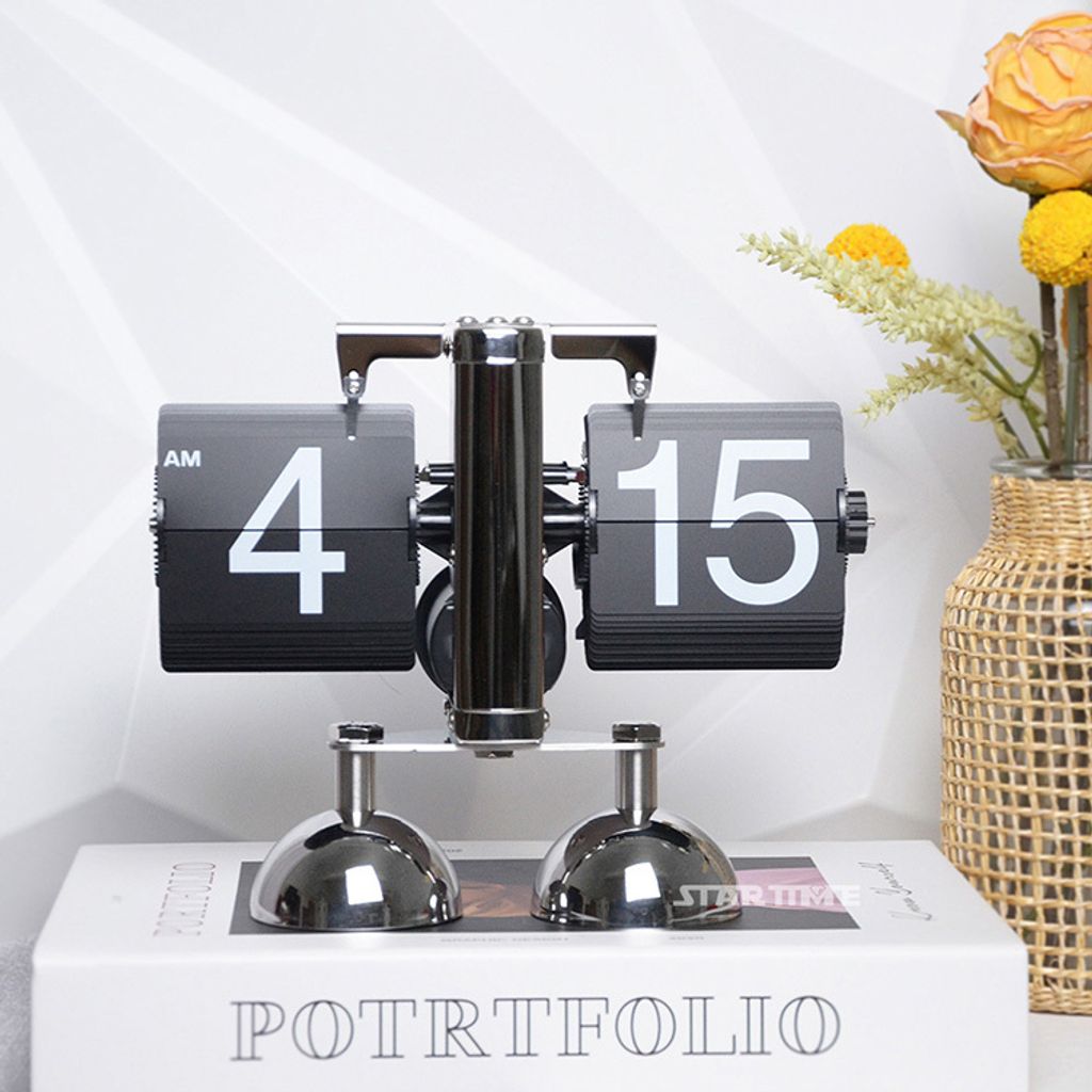 翻頁鐘 | PTC-DF12-BB | 12小時制 黑銀色雙腳翻頁鐘 正面