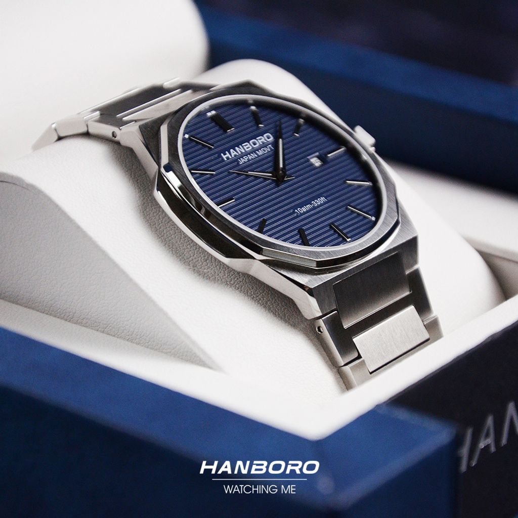 HANBORO | 超薄錶殼系列 003-2SNSS | 銀色八角形錶框 藍色橫紋錶盤 不鏽鋼錶帶 實體左側展示