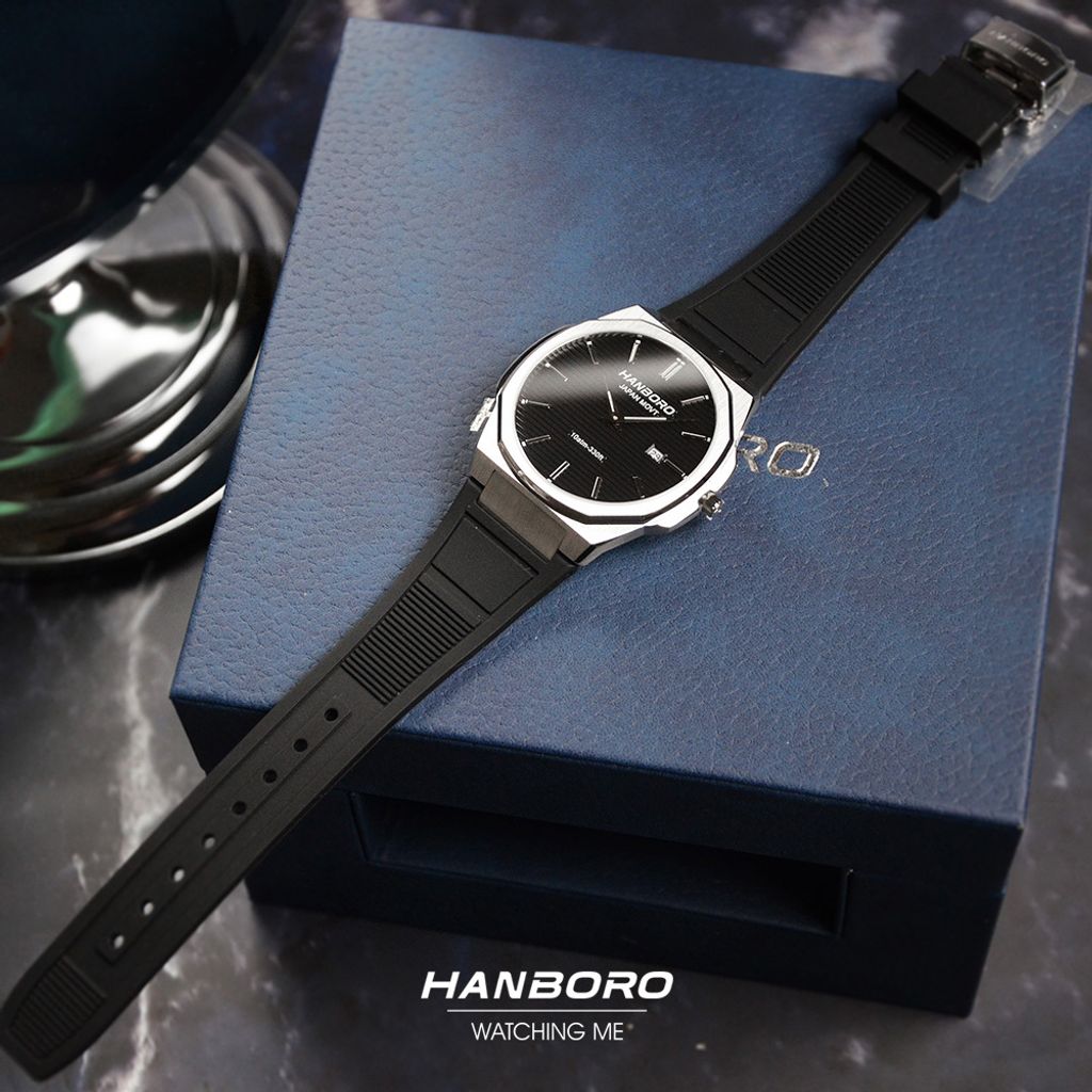HANBORO | 超薄錶殼系列 003-1WBBR | 銀色八角形錶框 黑色橫紋錶盤 矽膠錶帶 平攤展示
