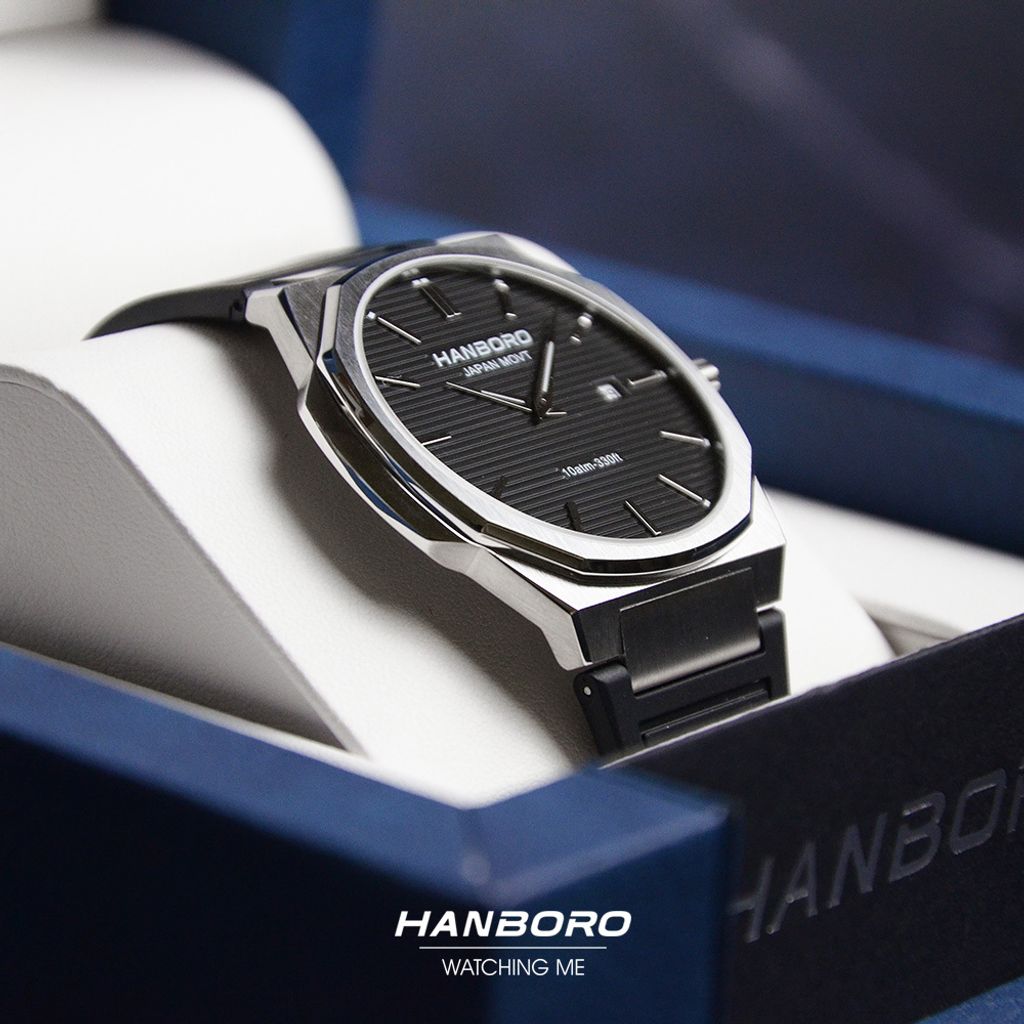 HANBORO | 超薄錶殼系列 003-1WBBR | 銀色八角形錶框 黑色橫紋錶盤 矽膠錶帶 實體左側展示