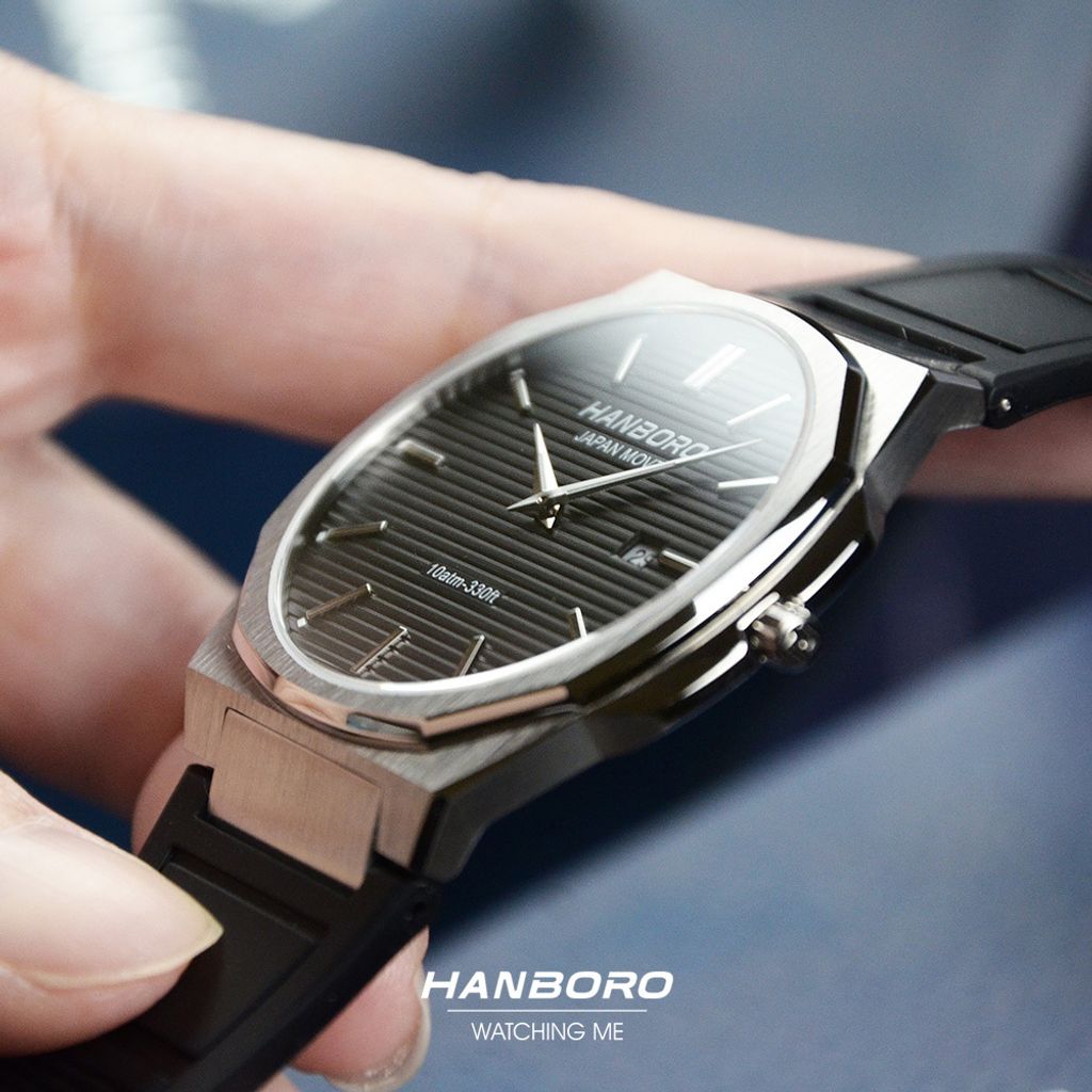 HANBORO | 超薄錶殼系列 003-1WBBR | 銀色八角形錶框 黑色橫紋錶盤 矽膠錶帶 實體右側展示