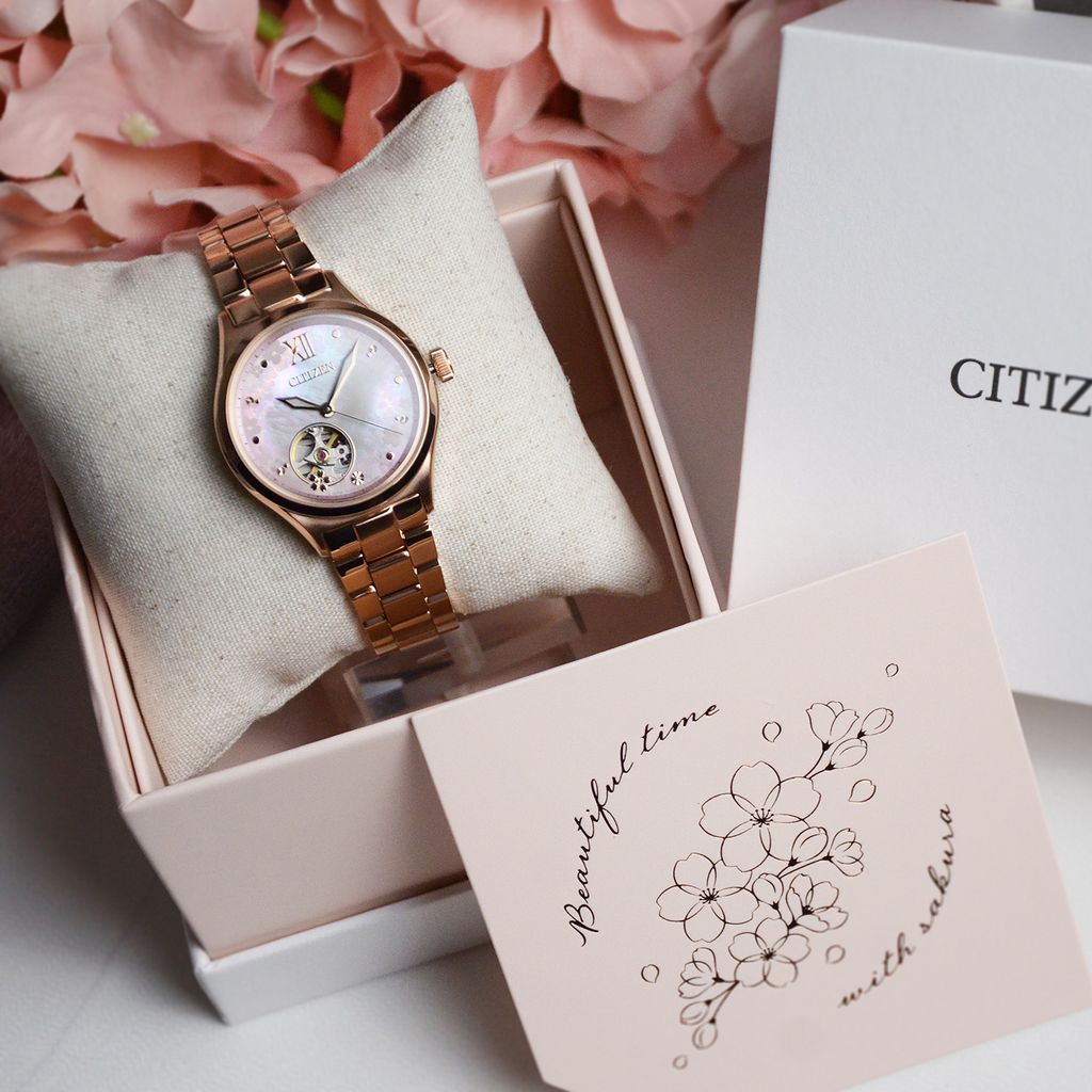 CITIZEN星辰 | LADY'S 系列 PC1017-96W | 母親節限定款 櫻花粉色 機械錶 女錶 正面