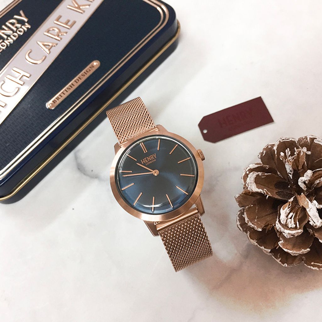 【贈質感包包】HENRY LONDON | HL34-M-0292 | 玫瑰金殼藍面米蘭帶 腕錶 實體細節