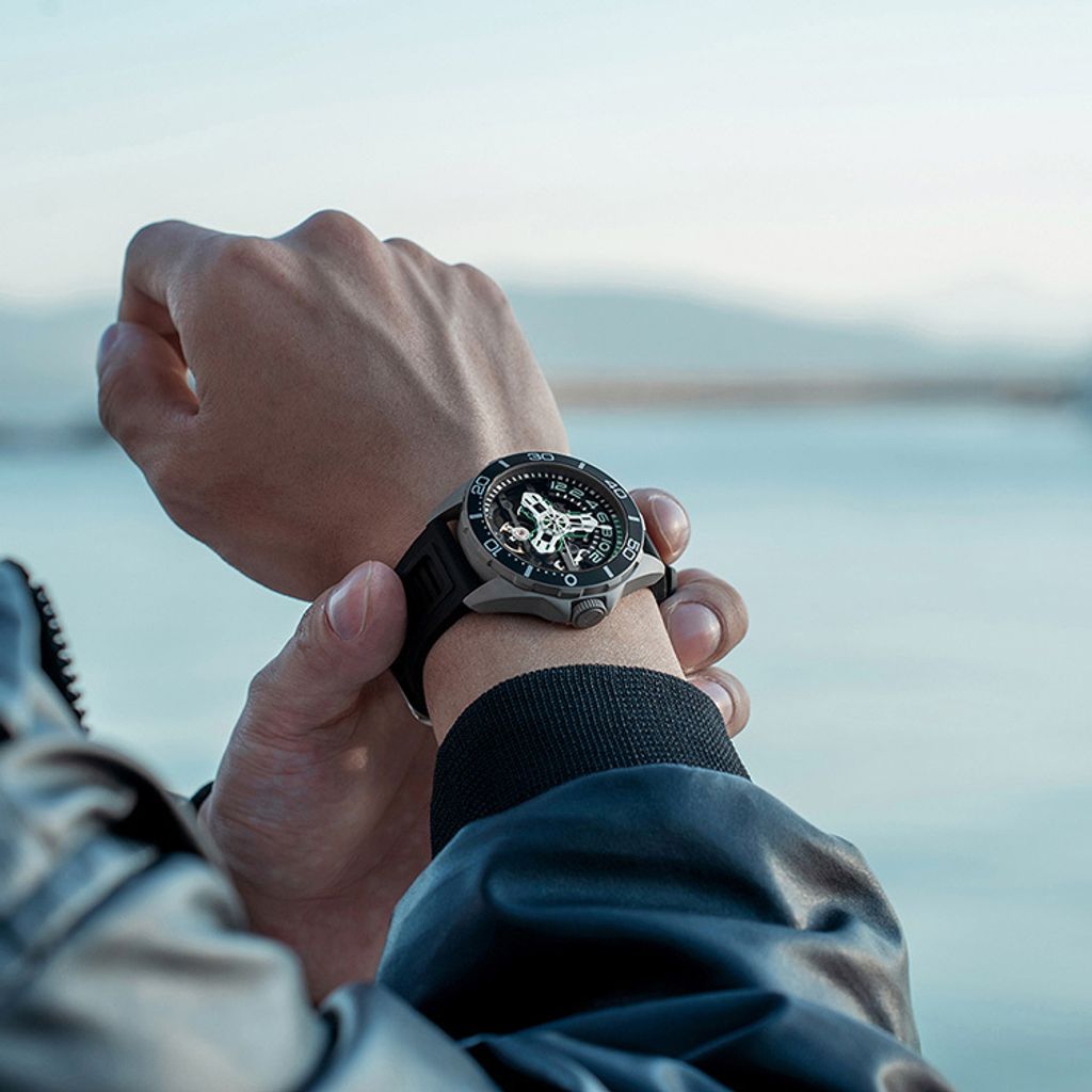 【贈太空人上鍊盒】OLTO-8 奧陀 | D1-1302-S03 |  霓虹綠 黑色潛水錶 自動機械錶 搭配參考