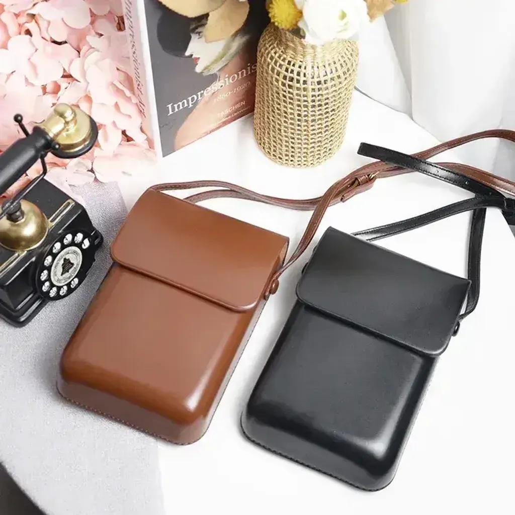 【贈質感包包】Paul Hewitt | Sailor PH-W-0516 | 金色 藍面 米蘭帶 光動能腕錶 包包