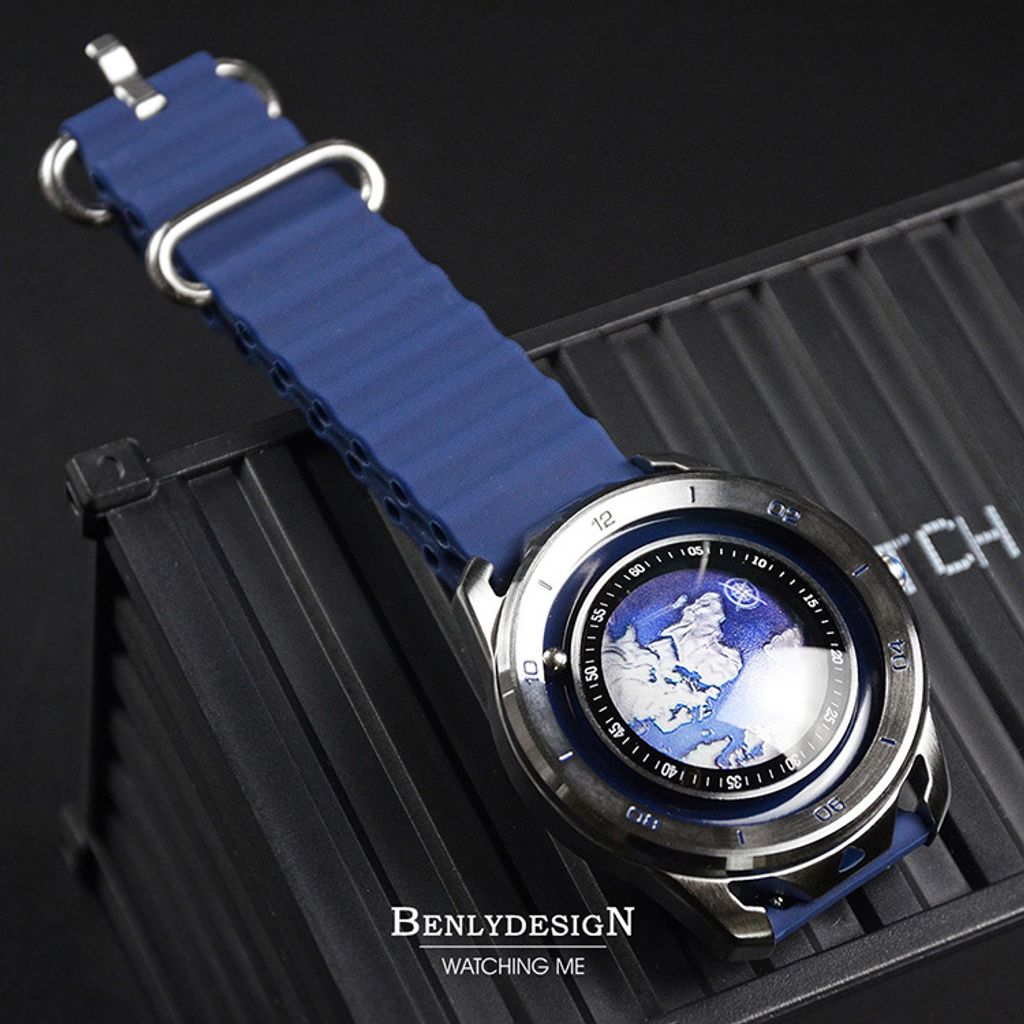 Benlydesign | 星球旅行者系列 MO.E地球 | 地球造型面盤 石英錶 藍色矽膠錶帶 錶帶細節