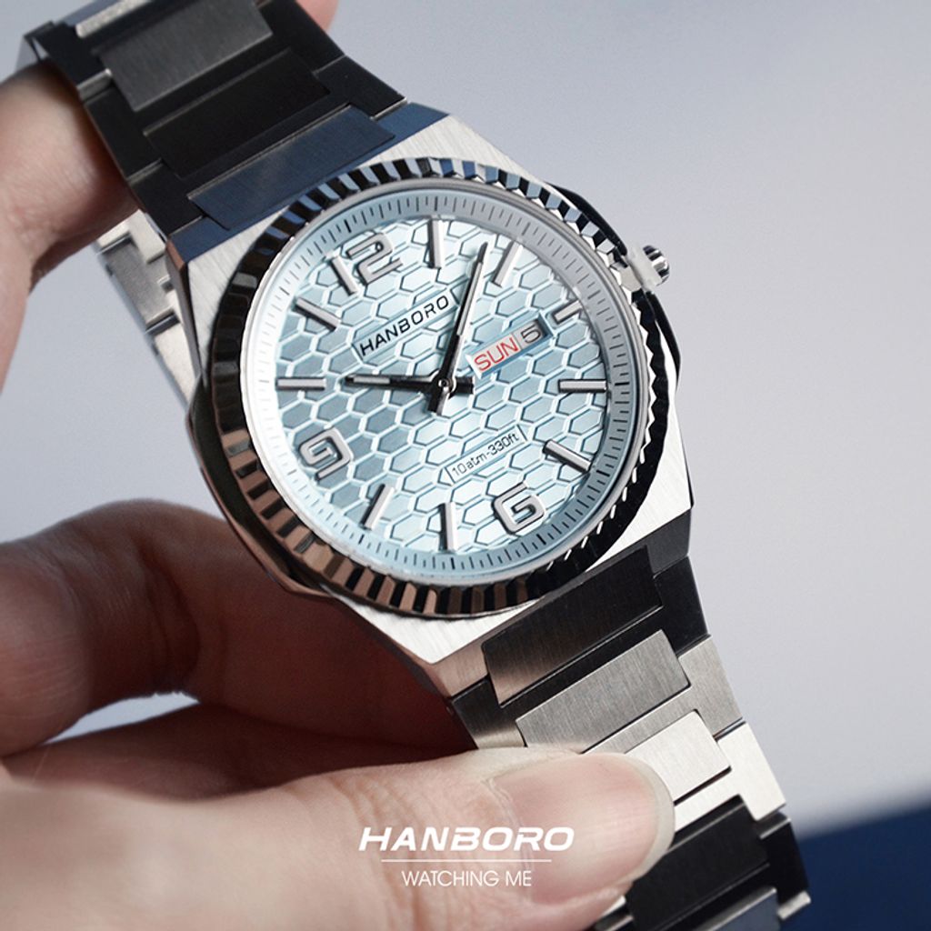 HANBORO | 超薄錶殼系列 014-2SNS | 銀白色八角形錶框 典雅水藍魚鱗紋錶盤 不鏽鋼錶帶 實體錶面細節