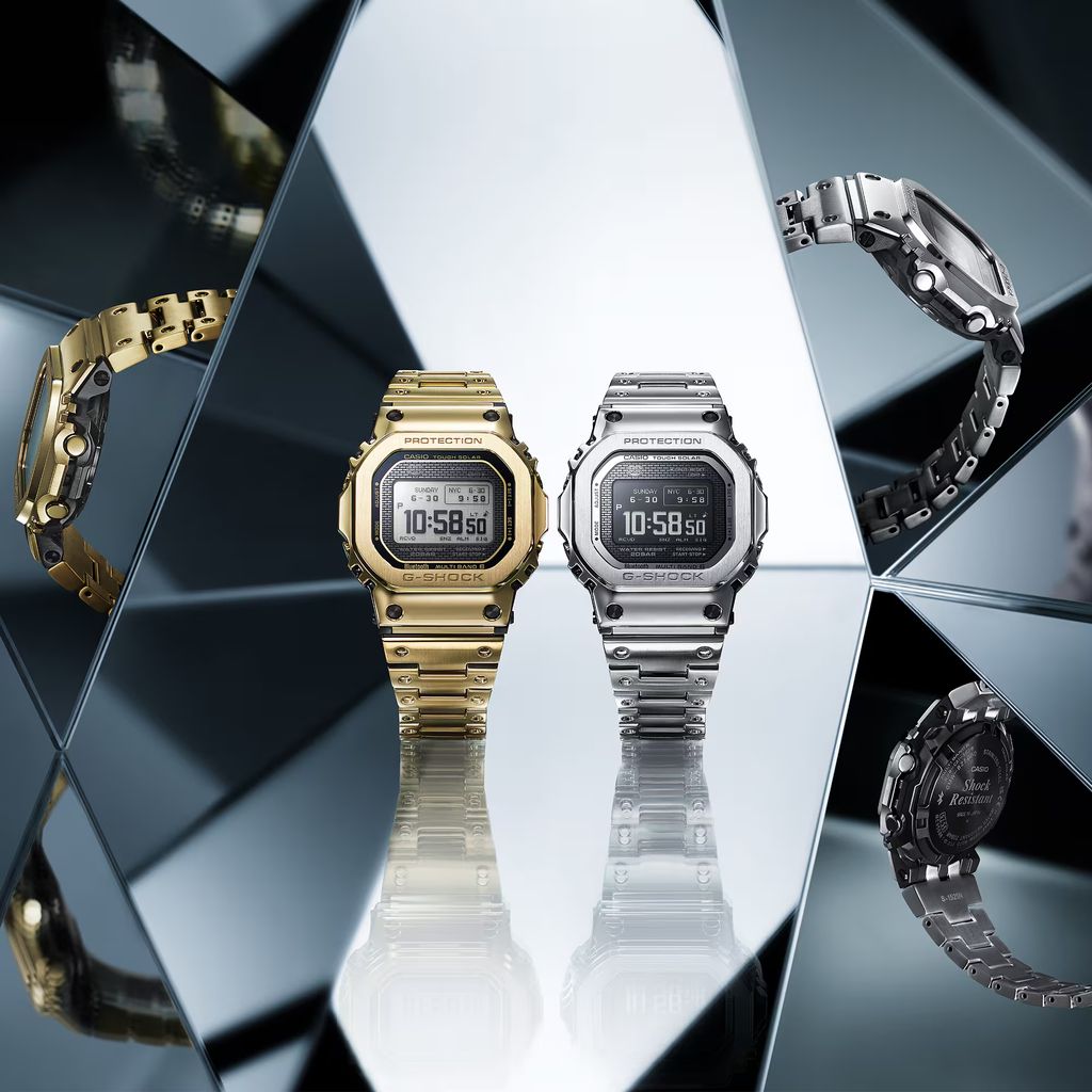 CASIO | G-SHOCK GMW-B5000D-1 | 太陽能 藍芽電波 全金屬 銀色腕錶 正面模擬展示