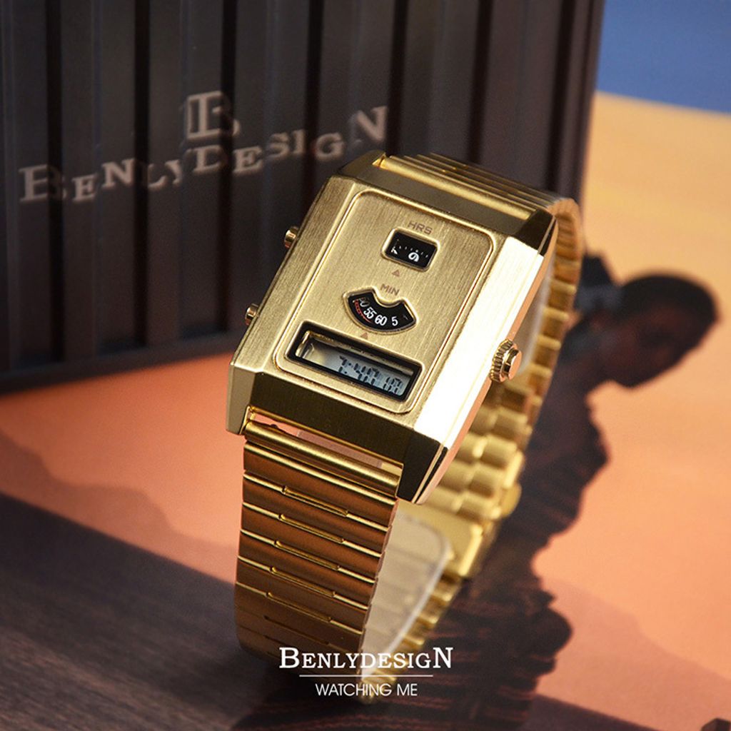 Benlydesign ｜C-0PO-G ｜ 金色科技復古款 LCD多功能雙時區 不鏽鋼電子錶 實體正側面