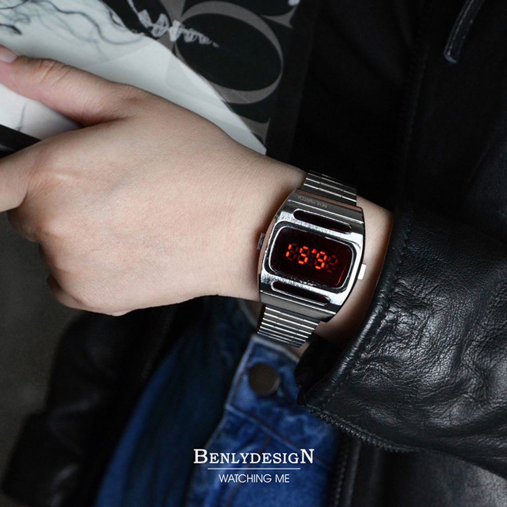 Benlydesign | G200S | 復古 LED 造型 銀色電子錶 實戴展示