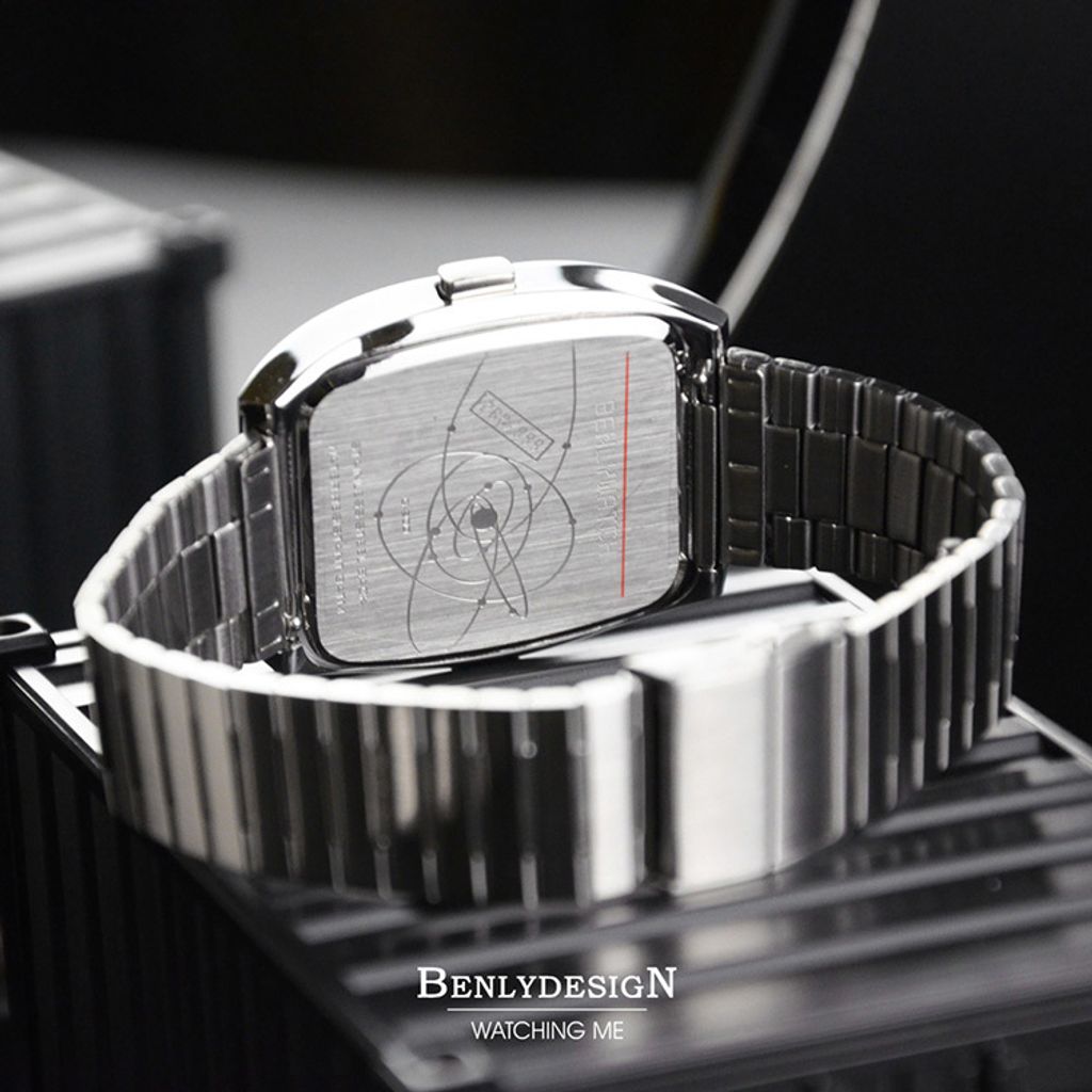 Benlydesign | G200S | 復古 LED 造型 銀色電子錶 實體背面