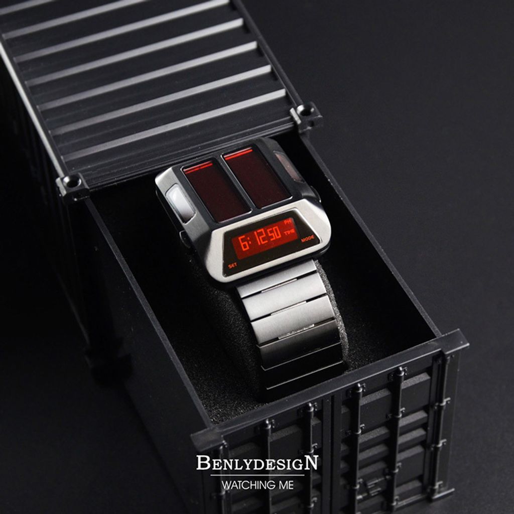 【全球限量】Benlydesign ｜同步者 MK1-BR｜ 黑色紅字款 OLED顯示器 不鏽鋼錶帶電子錶 盒裝展示