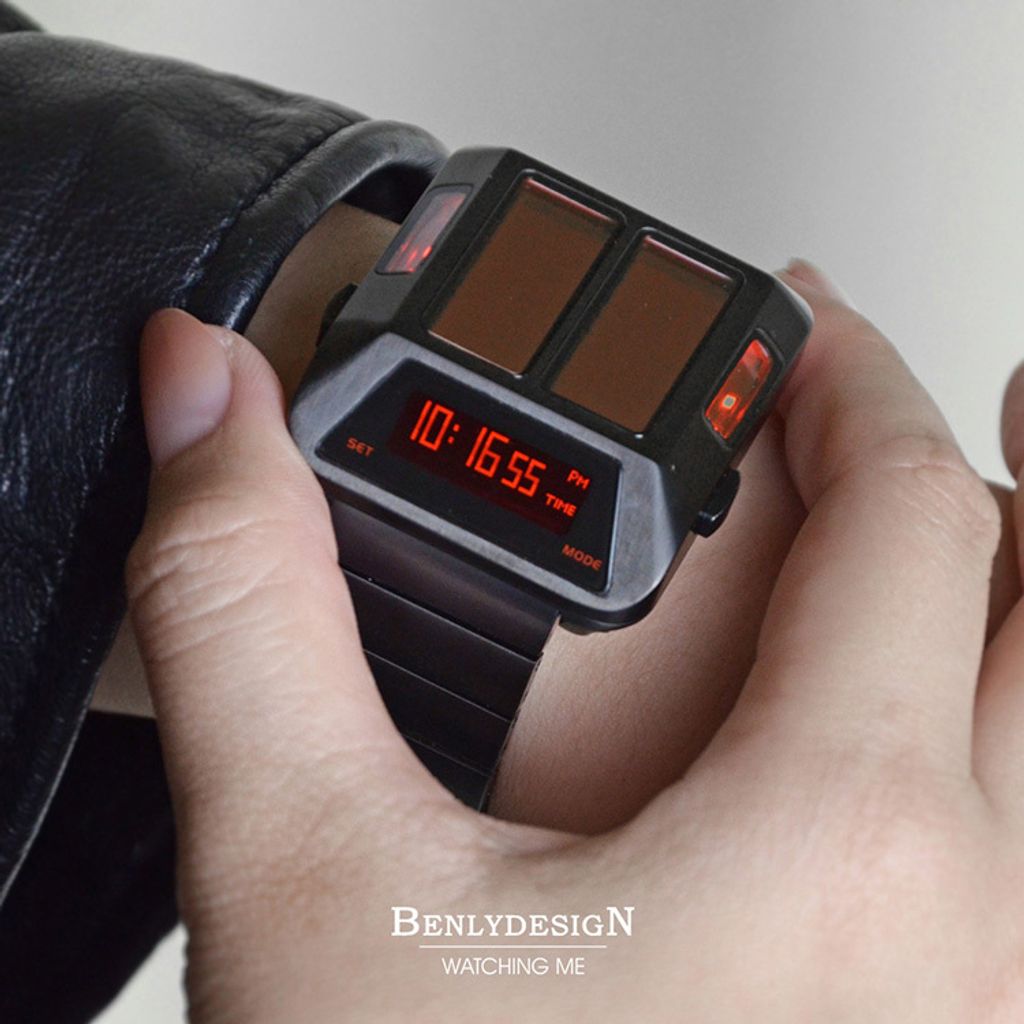 【全球限量】Benlydesign ｜同步者 MK1-BR｜ 黑色紅字款 OLED顯示器 不鏽鋼錶帶電子錶 實戴表面細節