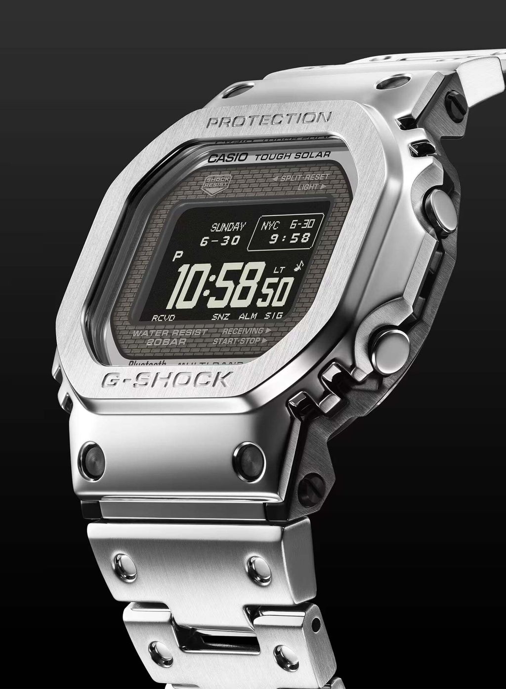 CASIO | G-SHOCK GMW-BZ5000D-1 | 太陽能 藍芽電波 全金屬 MIP 液晶螢幕 銀色腕錶 錶面細節