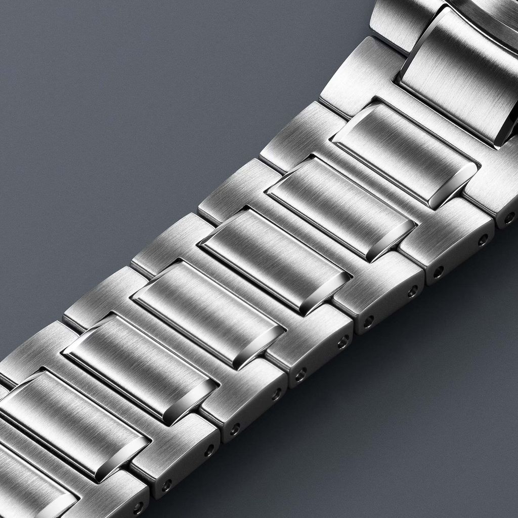 CASIO | EDIFICE系列 EFK-200CD-1A | 2026 7月新品 銀色 大理石黑面 簡約競速機械錶 錶帶細節