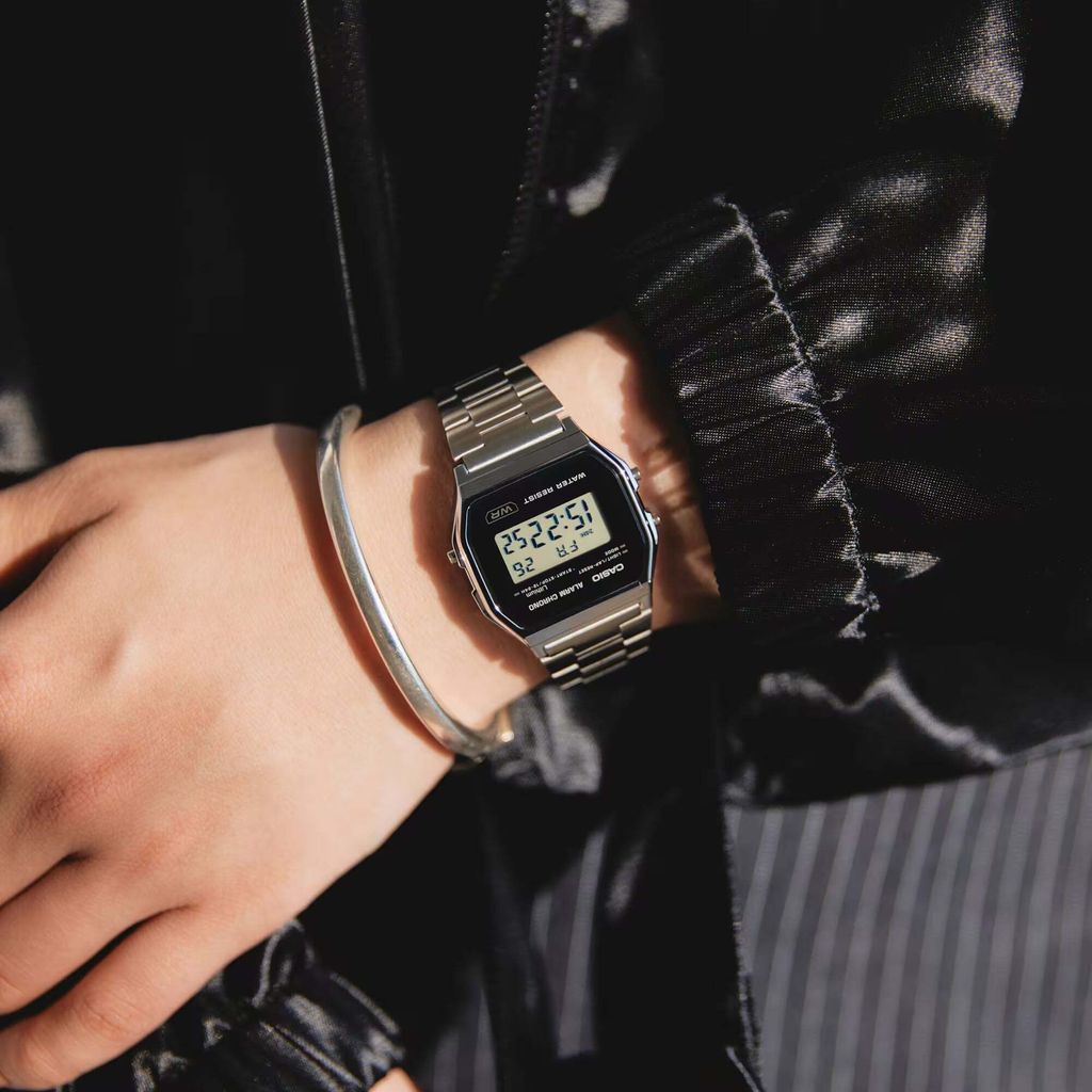 CASIO | A158WEA-1 | 復古 簡約銀色電子錶 腕錶 學生必備 實體細節