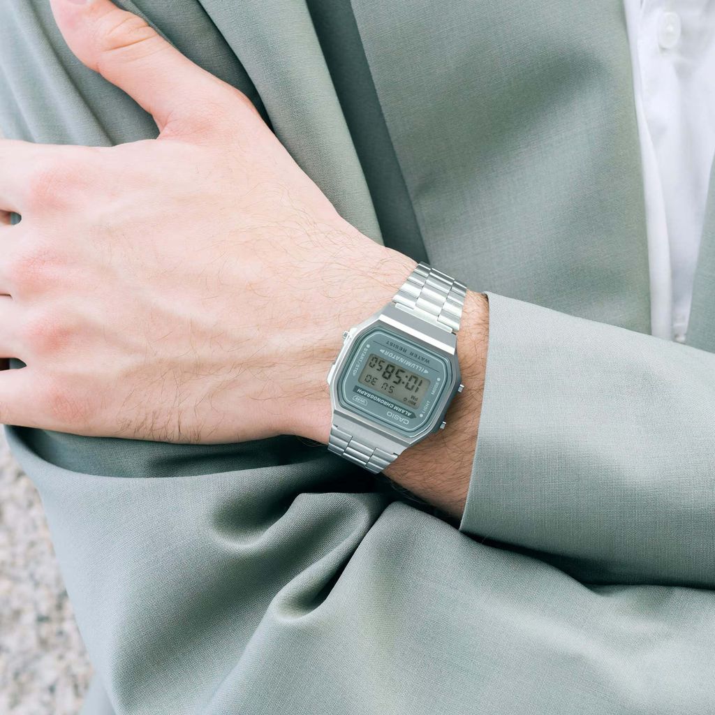 CASIO | A168WA-3AY | 復古 都會懷舊 銀色湖綠框電子錶 腕錶 學生必備 實戴展示