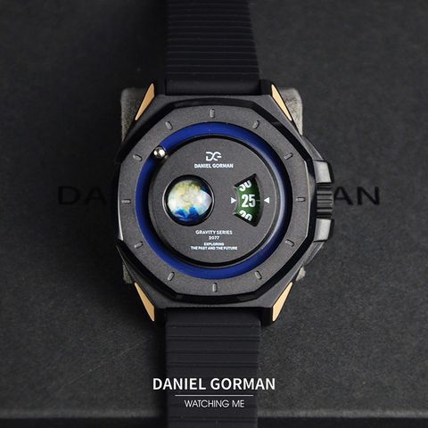 DANIEL GORMAN ｜萬有引力系列 DG0132KE ｜地球款 藍色+黑框 黑色矽膠錶帶 實體正面
