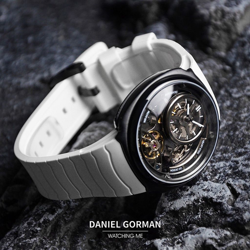 DANIEL GORMAN ｜奇點系列 DG8127.SK｜指針式 黑色框 白色鏤空設計機械錶 實體左側