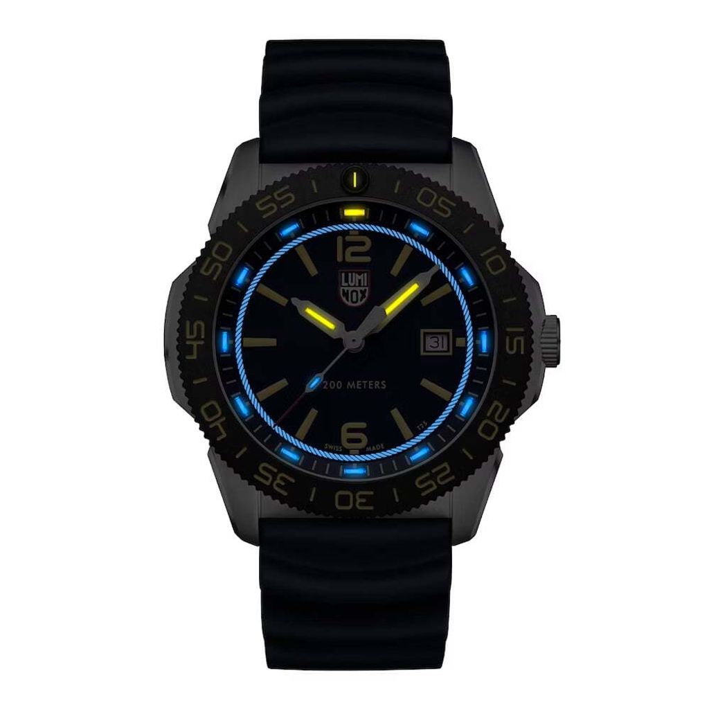 Luminox 雷明時 | 1LM-3125FB | Pacific Diver FORCE BLUE 深海藍 聯名潛水錶 夜光效果