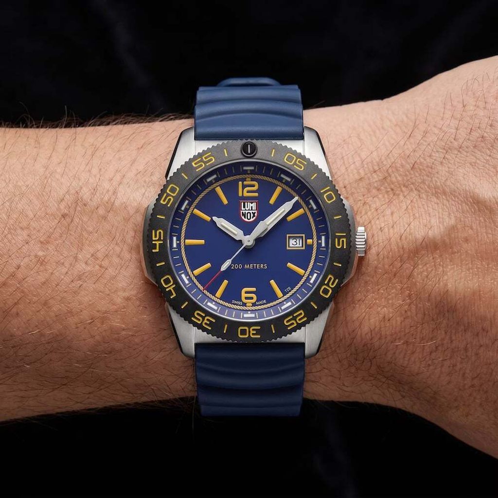 Luminox 雷明時 | 1LM-3125FB | Pacific Diver FORCE BLUE 深海藍 聯名潛水錶 實戴錶面細節