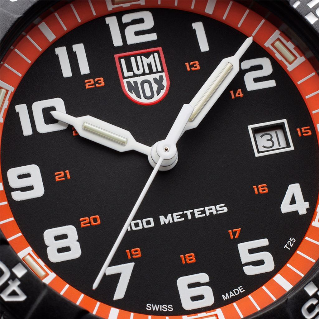 Luminox 雷明時 | 1LM-0329 | 橘 碳纖維複合錶殼 強化礦石鏡面 革龜運動腕錶 耐刮耐磨 錶面細節