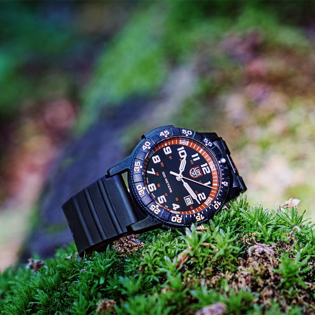 Luminox 雷明時 | 1LM-0329 | 橘 碳纖維複合錶殼 強化礦石鏡面 革龜運動腕錶 耐刮耐磨 實體展示
